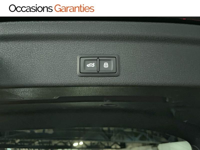 Voitures occasions Audi Q3 Sportback S line Paris