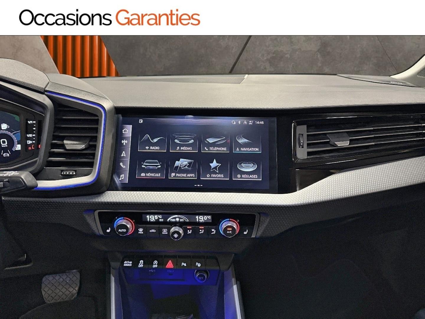 Voitures occasions Audi A1 Sportback Design luxe Paris