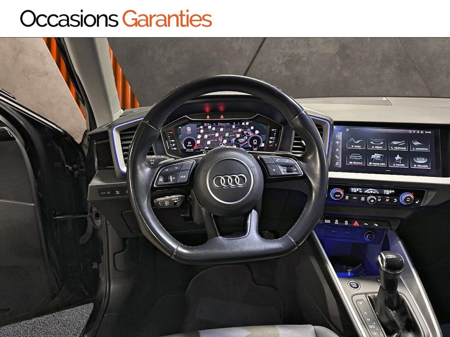 Voitures occasions Audi A1 Sportback Design luxe Paris