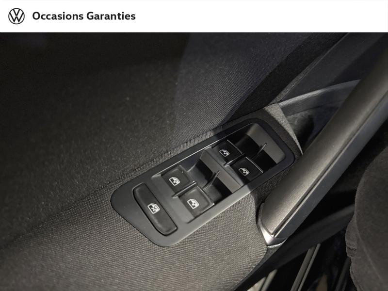 Voitures occasions VOLKSWAGEN GOLF Carat Paris