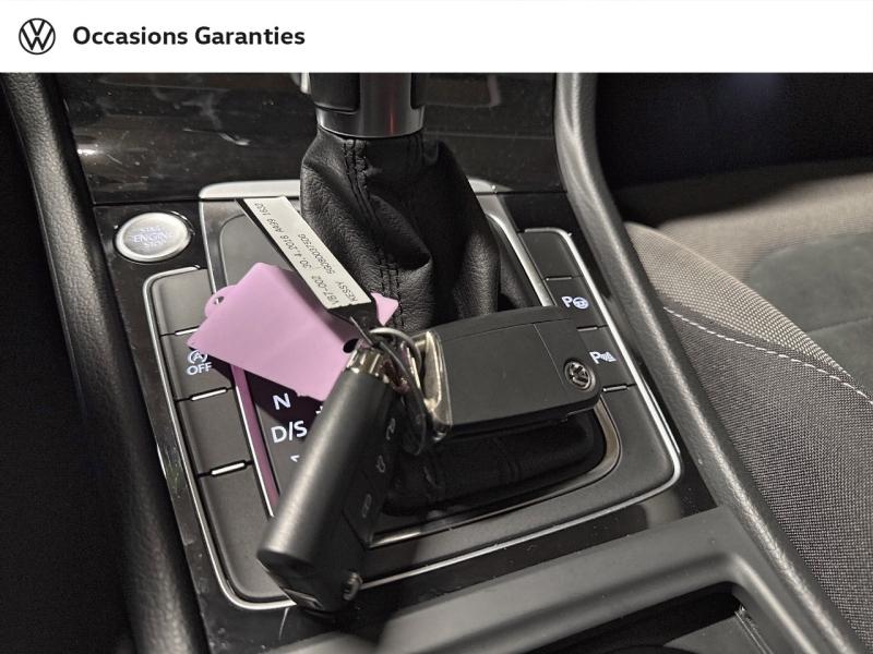 Voitures occasions VOLKSWAGEN GOLF Carat Paris