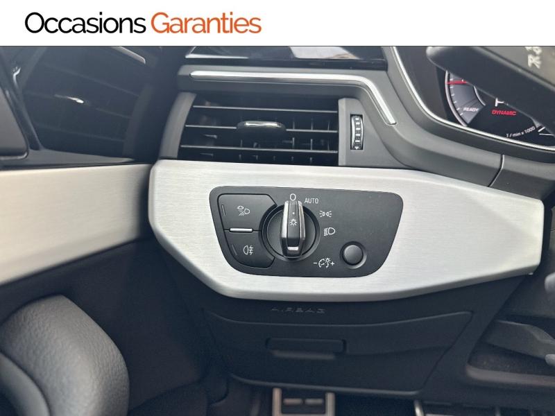 Voitures occasions Audi A4 Avant S line Paris