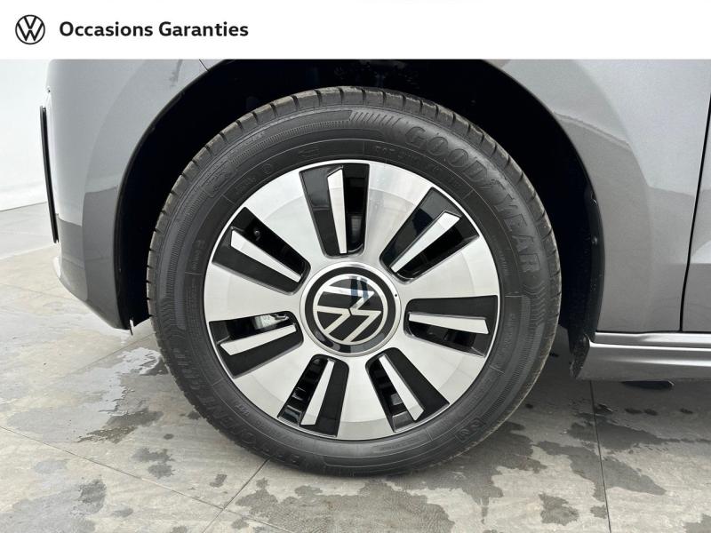 Voitures occasions VOLKSWAGEN e-up! Life Plus Paris