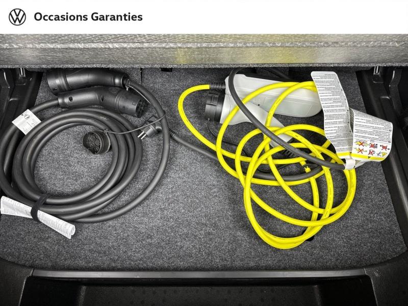 Voitures occasions VOLKSWAGEN e-up! Life Plus Paris