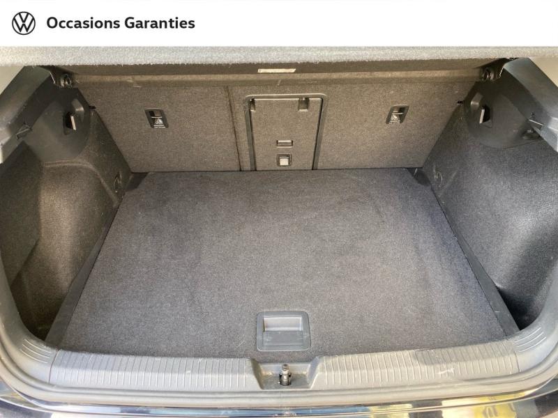 Voitures occasions VOLKSWAGEN GOLF Life Business Paris