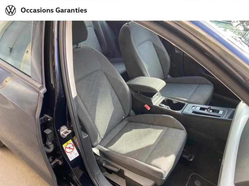 Voitures occasions VOLKSWAGEN GOLF Life Business Paris