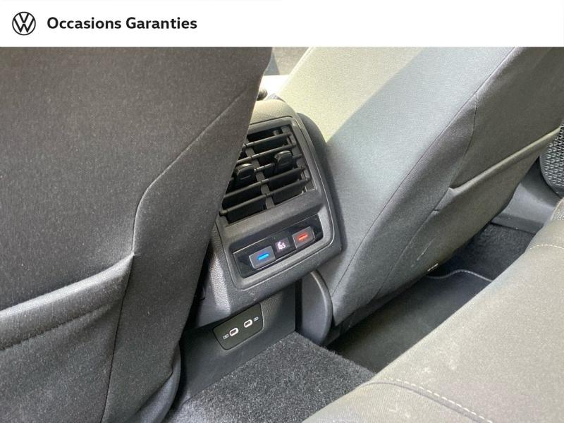 Voitures occasions VOLKSWAGEN GOLF Life Business Paris