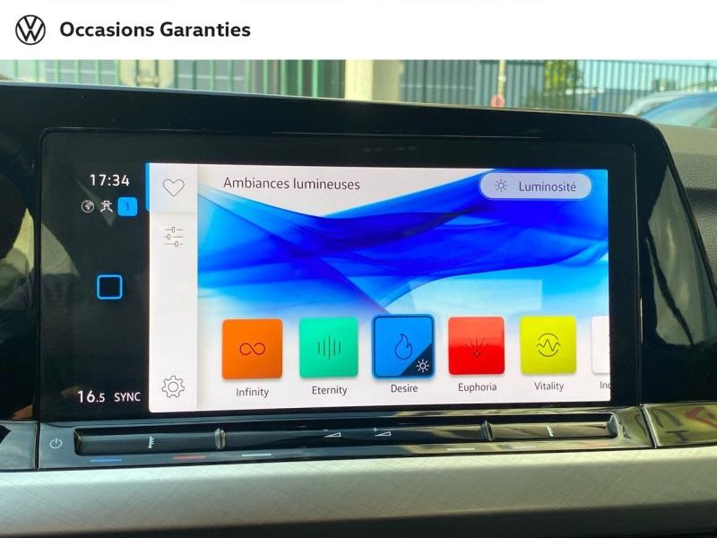 Voitures occasions VOLKSWAGEN GOLF Life Business Paris