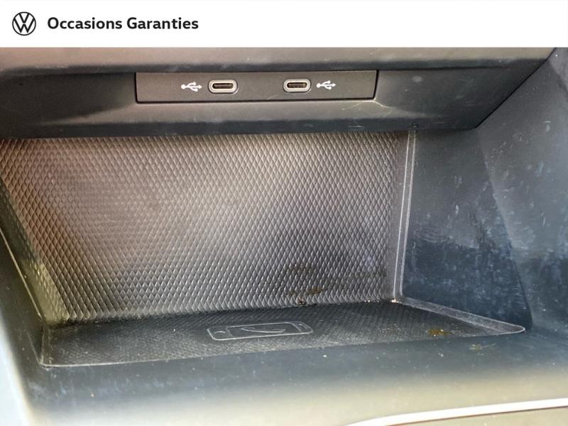 Voitures occasions VOLKSWAGEN GOLF Life Business Paris