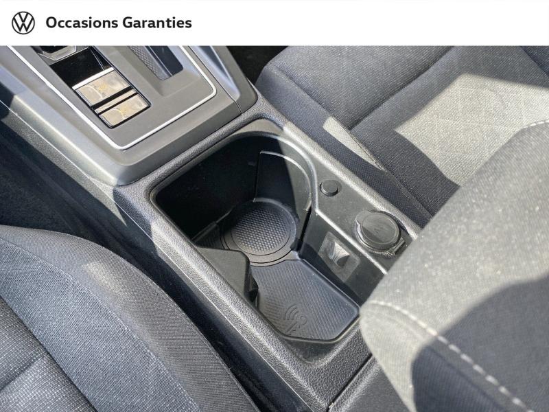 Voitures occasions VOLKSWAGEN GOLF Life Business Paris