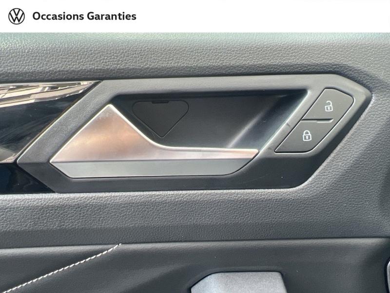 Voitures occasions VOLKSWAGEN T-Roc Cabriolet R-Line Paris