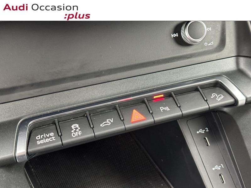 Voitures occasions Audi Q3 S line Paris