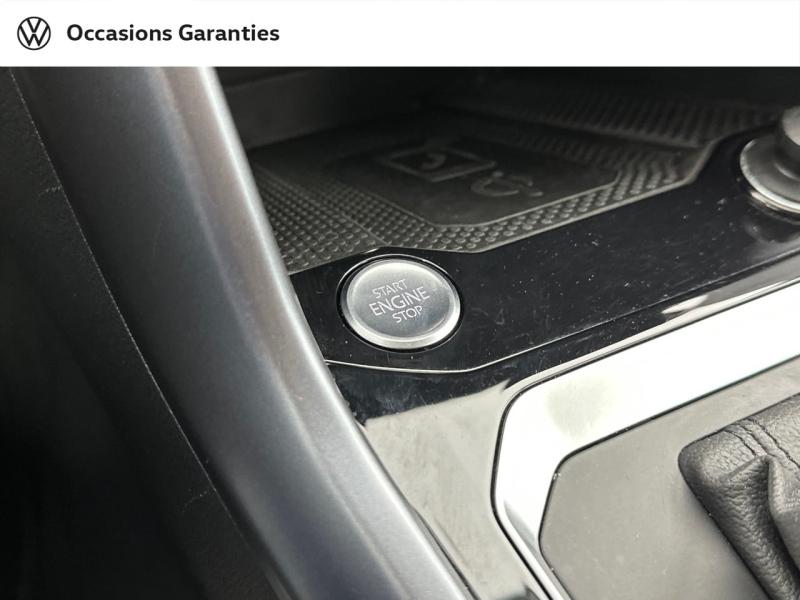 Voitures occasions VOLKSWAGEN T-ROC Lounge Paris
