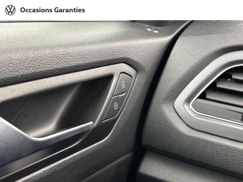 Voitures occasions VOLKSWAGEN T-Roc Cabriolet R-Line Paris