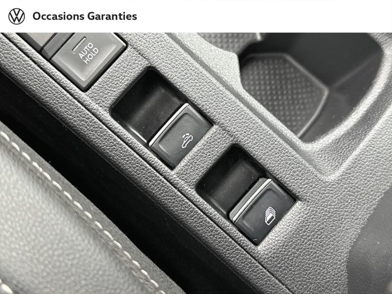 Voitures occasions VOLKSWAGEN T-Roc Cabriolet R-Line Paris