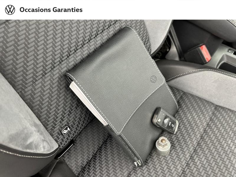 Voitures occasions VOLKSWAGEN T-Roc Cabriolet R-Line Paris