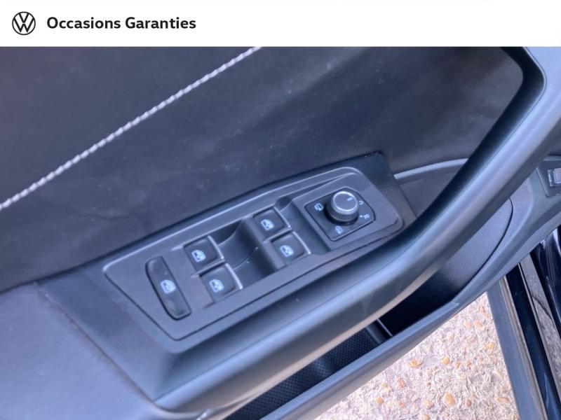 Voitures occasions VOLKSWAGEN T-ROC Style Exclusive Paris