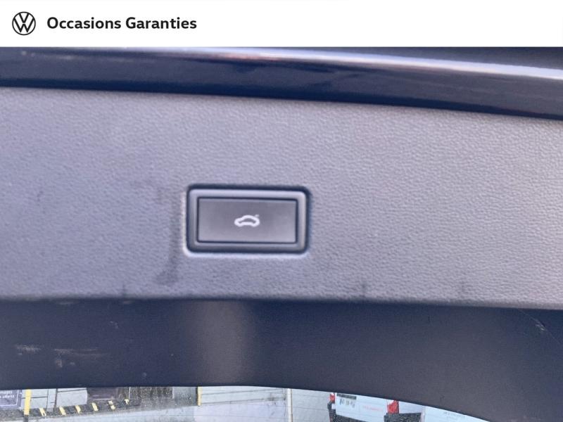 Voitures occasions VOLKSWAGEN T-ROC Style Exclusive Paris