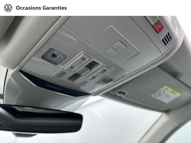 Voitures occasions VOLKSWAGEN T-ROC Style Exclusive Paris