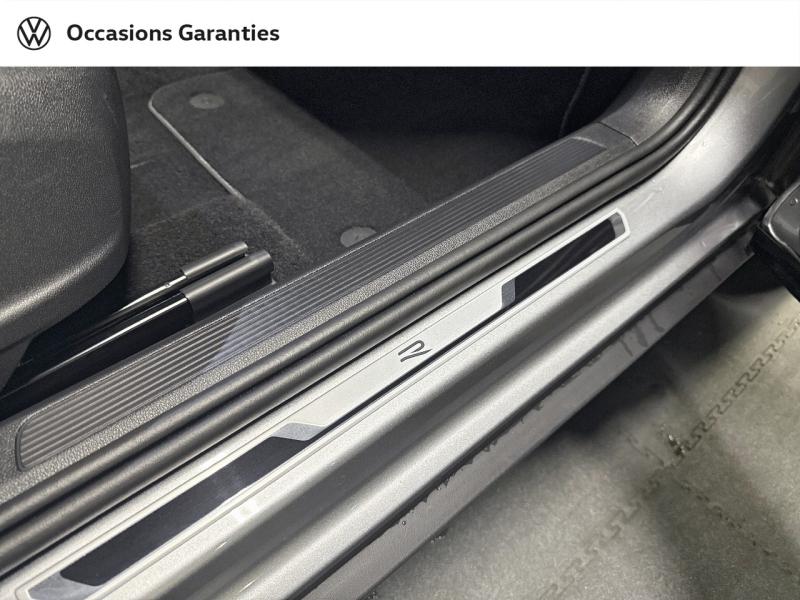 Voitures occasions VOLKSWAGEN T-ROC R-Line Paris