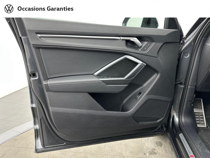 Voitures occasions Audi Q3 Sportback S line Paris