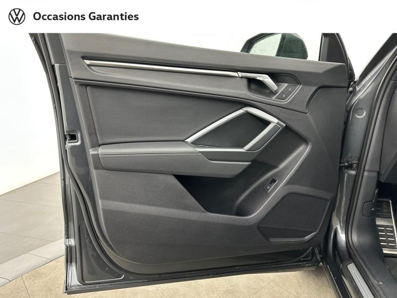 Voitures occasions Audi Q3 S line Paris