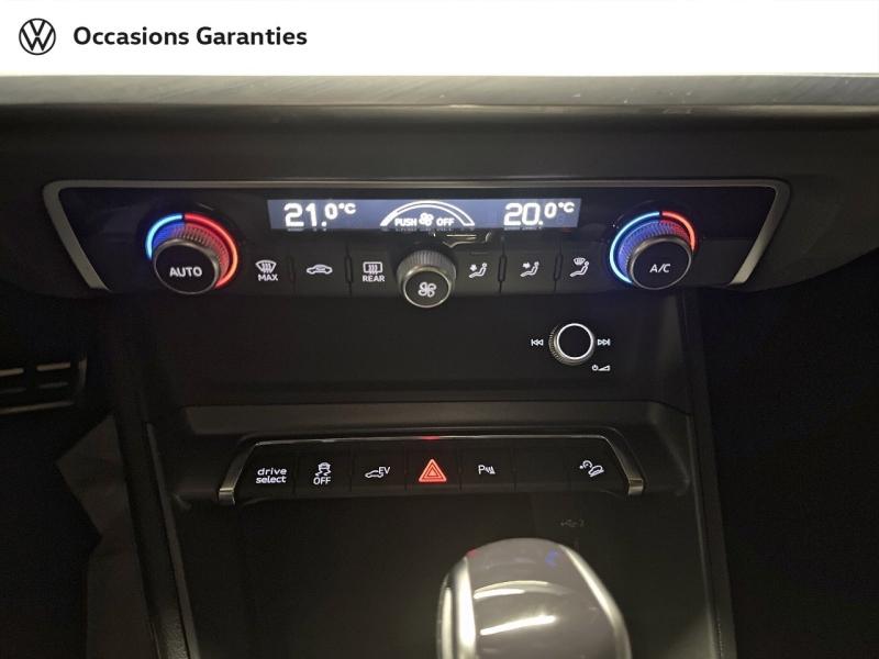 Voitures occasions Audi Q3 S line Paris