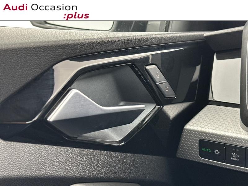 Voitures occasions Audi A1 Sportback S line Paris