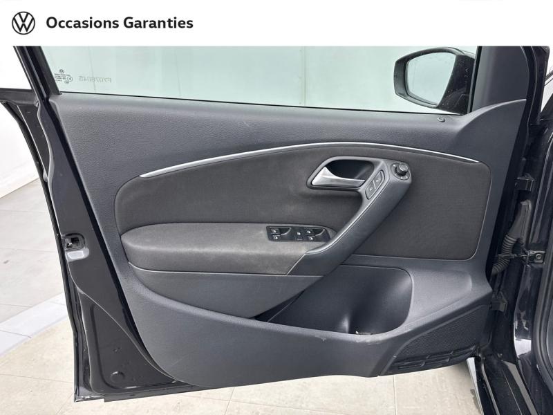 Voitures occasions VOLKSWAGEN POLO Confortline Business Paris