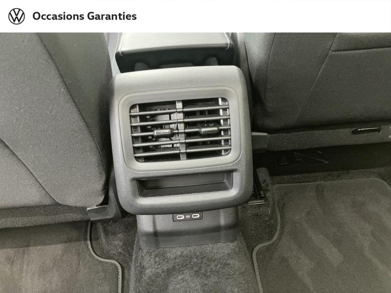 Voitures occasions VOLKSWAGEN T-ROC Life Paris