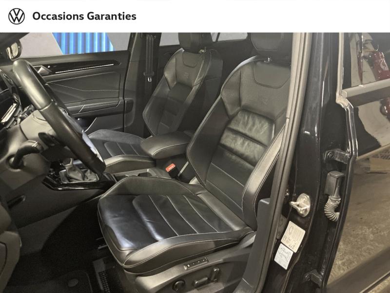 Voitures occasions VOLKSWAGEN T-ROC R-Line Paris
