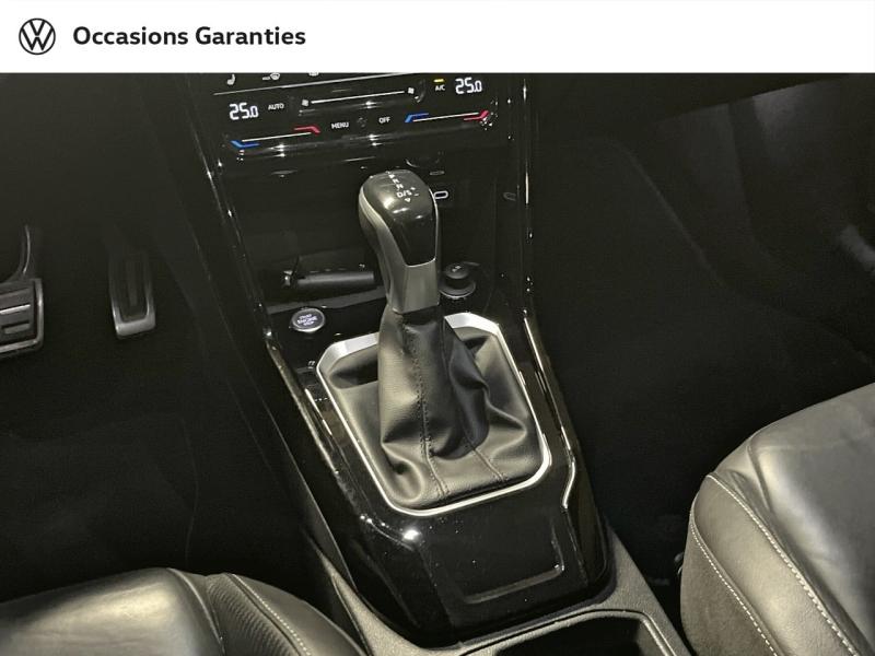 Voitures occasions VOLKSWAGEN T-ROC R-Line Paris