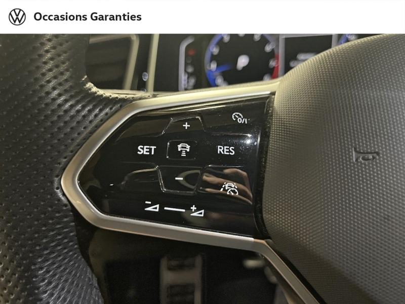 Voitures occasions VOLKSWAGEN T-ROC R-Line Paris