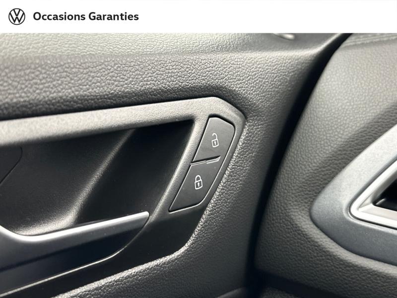 Voitures occasions VOLKSWAGEN T-ROC Style Paris