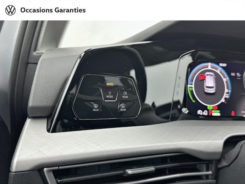 Voitures occasions VOLKSWAGEN GOLF Life Plus Paris