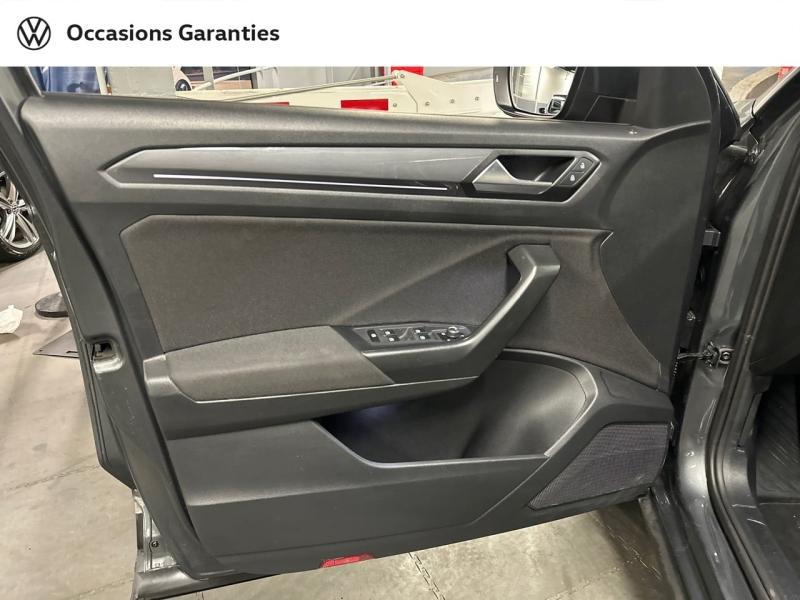 Voitures occasions VOLKSWAGEN T-ROC Carat Paris