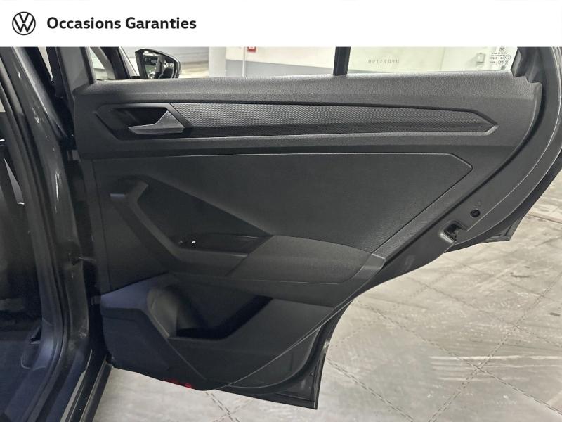 Voitures occasions VOLKSWAGEN T-ROC Carat Paris