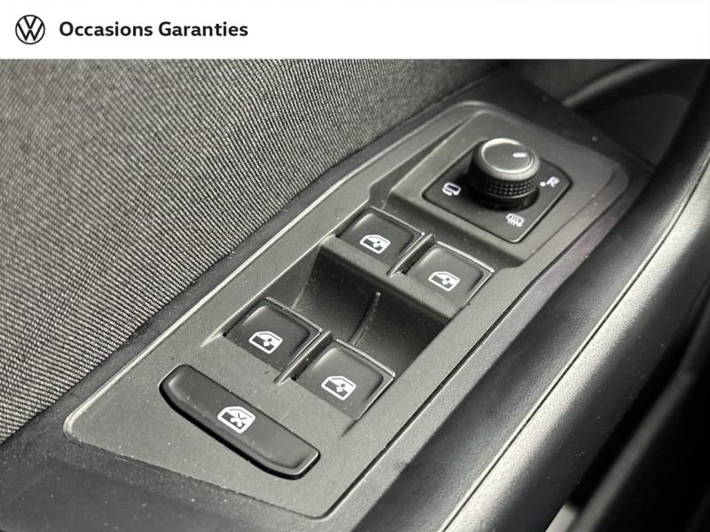 Voitures occasions VOLKSWAGEN T-ROC Carat Paris