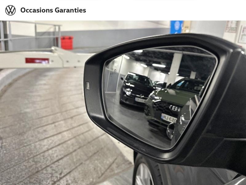 Voitures occasions VOLKSWAGEN T-ROC Carat Paris