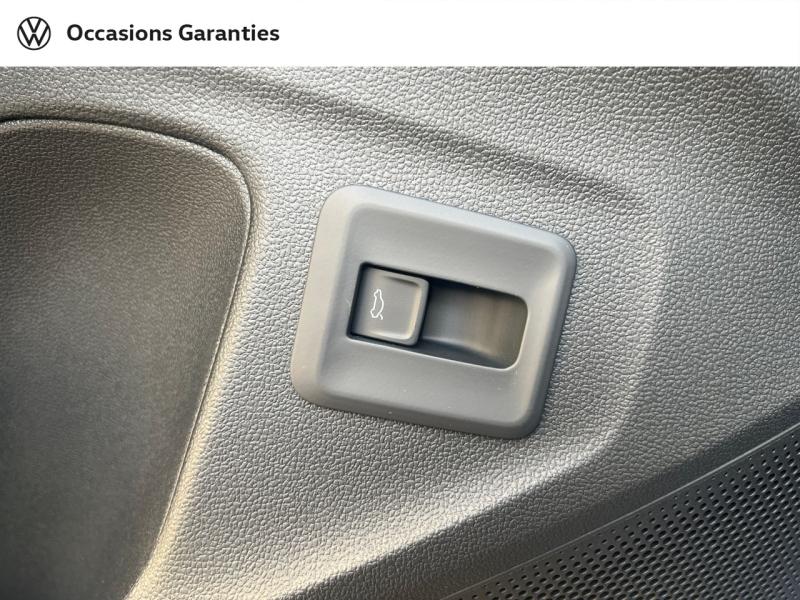 Voitures occasions VOLKSWAGEN T-ROC R-Line Paris