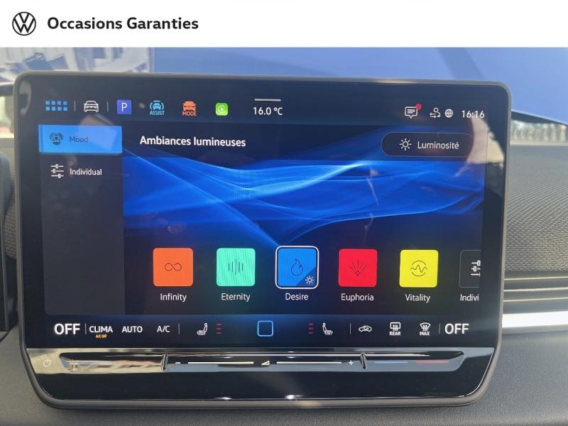 Voitures occasions VOLKSWAGEN T-ROC R-Line Paris