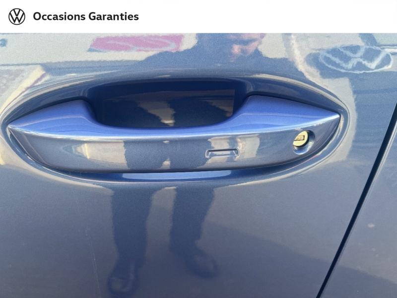 Voitures occasions VOLKSWAGEN T-ROC R-Line Paris