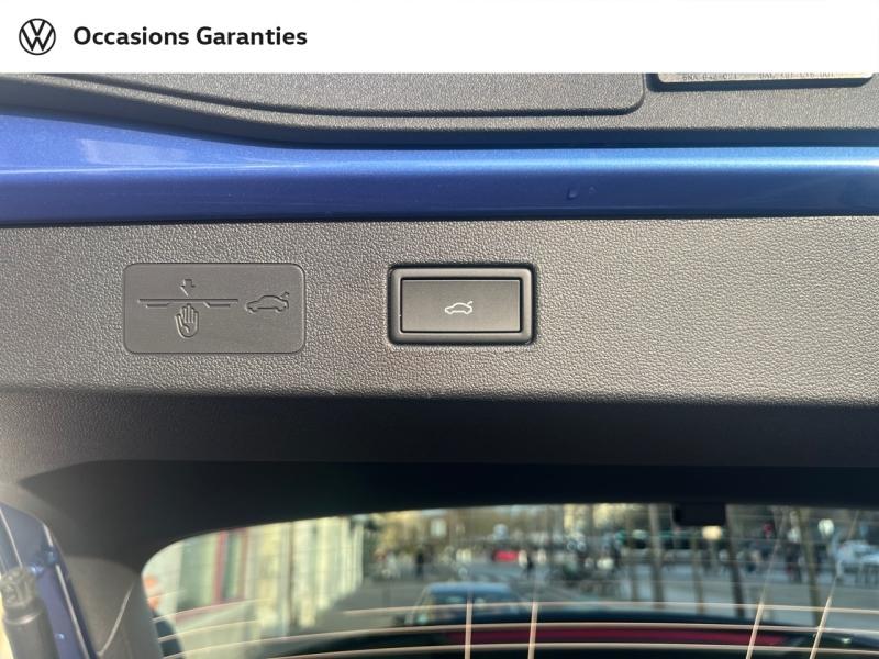 Voitures occasions VOLKSWAGEN T-ROC R-Line Paris