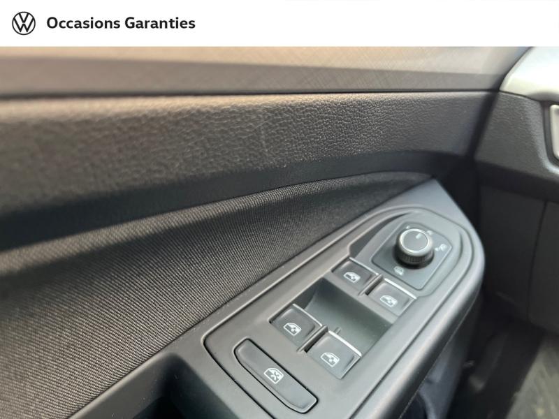 Voitures occasions VOLKSWAGEN GOLF Life 1st Paris