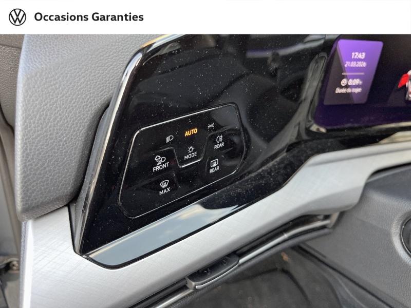 Voitures occasions VOLKSWAGEN GOLF Life 1st Paris