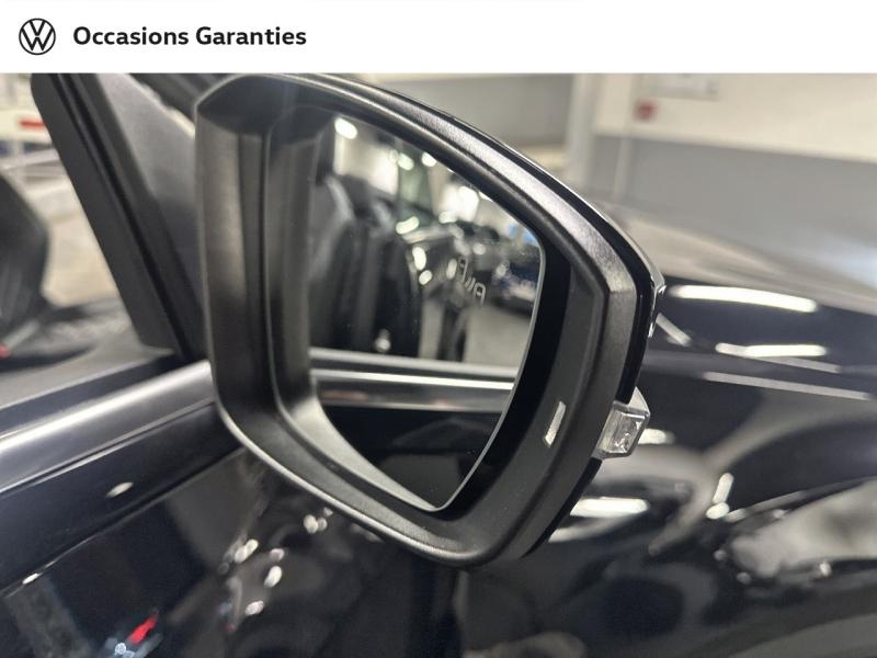 Voitures occasions VOLKSWAGEN T-Roc Cabriolet R-Line Paris