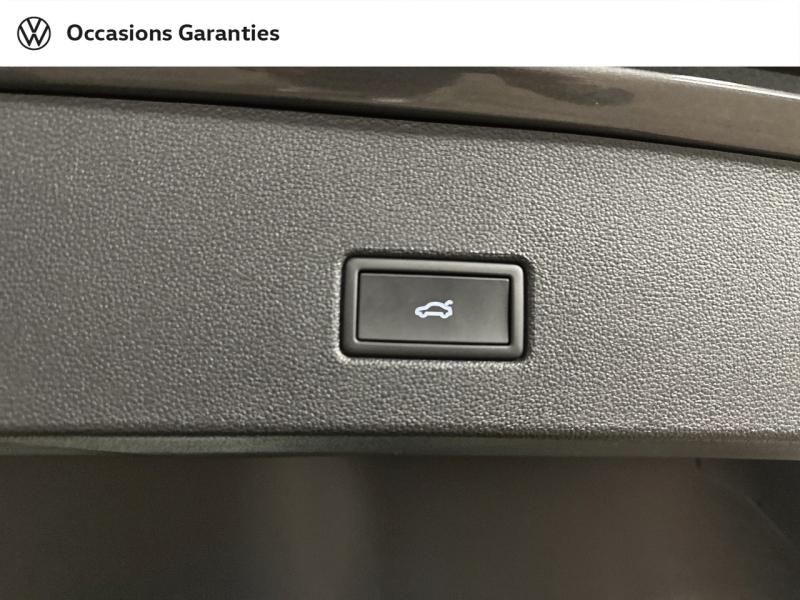 Voitures occasions VOLKSWAGEN T-ROC Style Paris