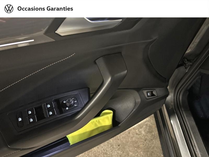 Voitures occasions VOLKSWAGEN T-ROC Style Paris