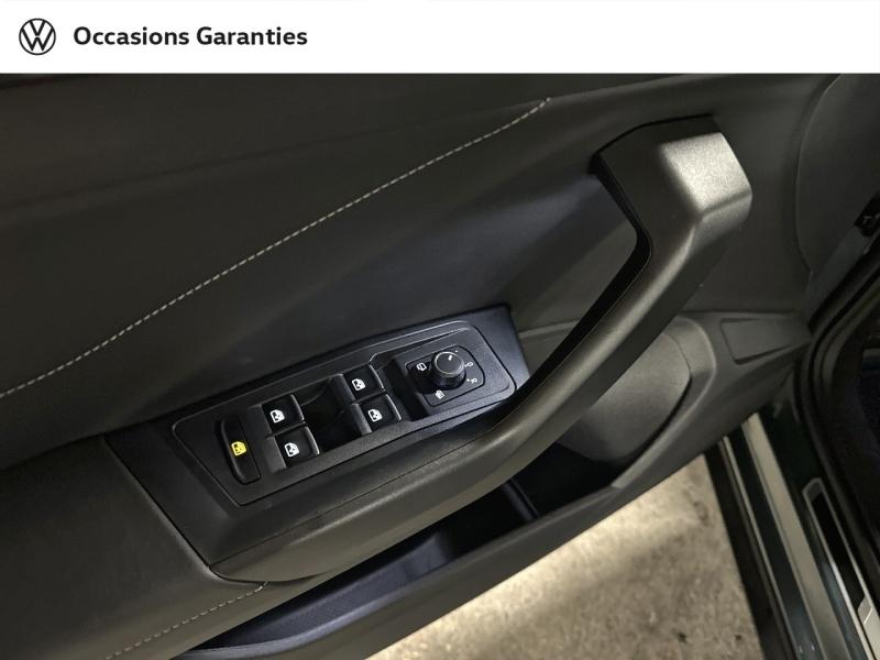 Voitures occasions VOLKSWAGEN T-ROC R-Line Edition Paris