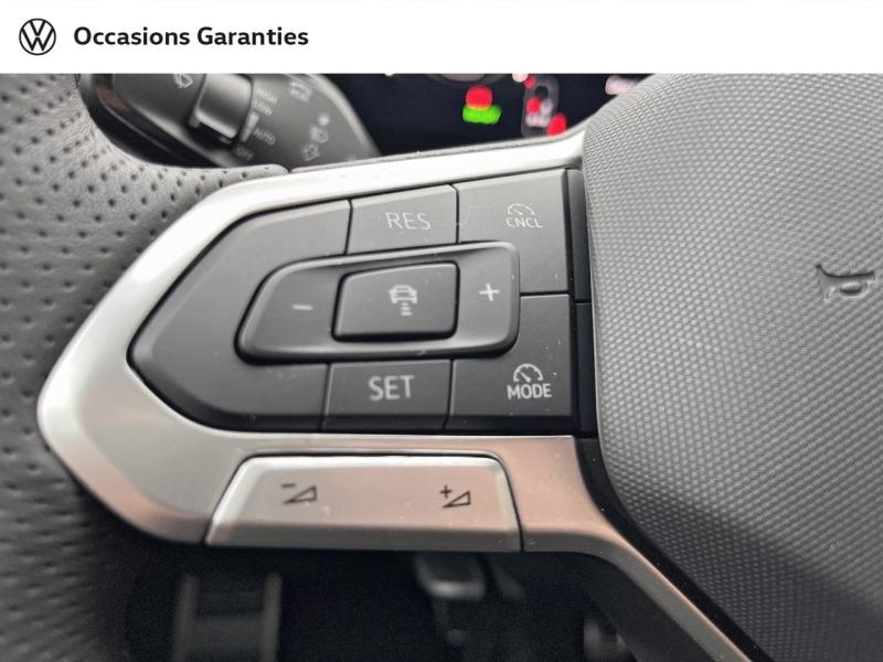 Voitures occasions VOLKSWAGEN T-ROC R-Line Paris